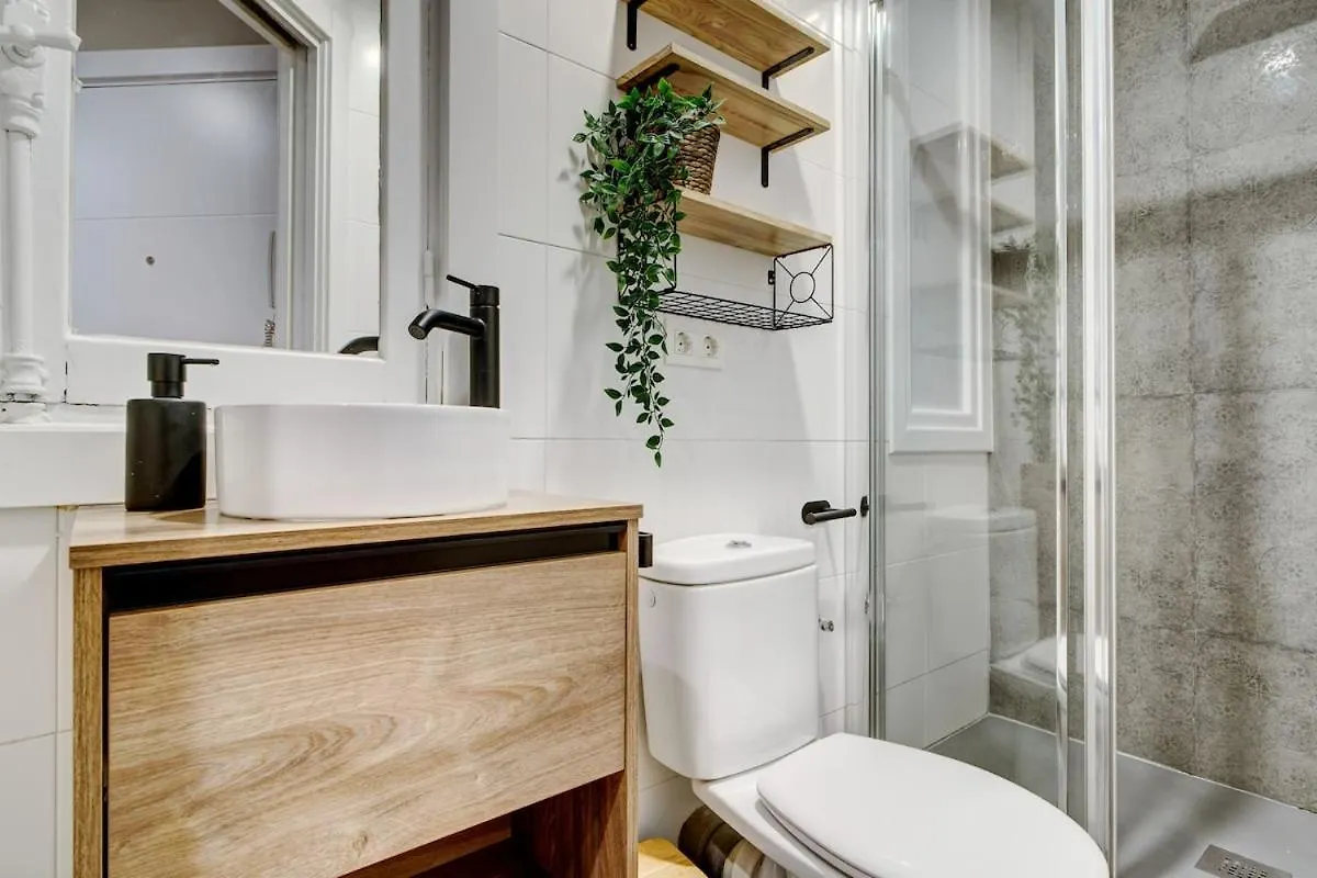 Zurriola Beach Modern Comfort & Top Location San Sebastian Apartment