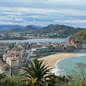 Usandizaga Apartment, Second Line Beach, Free Parking San Sebastian