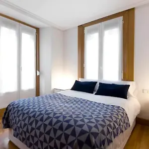 Appartement Comodo En La Parte Vieja, Old Town, Saint-Sébastien